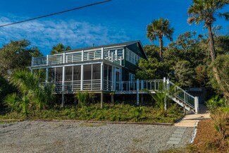 1110 E Arctic Ave Ave, Folly Beach, SC 29439