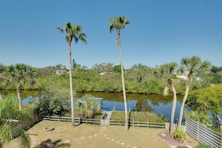 610 Alligator Dr, Venice, FL 34293