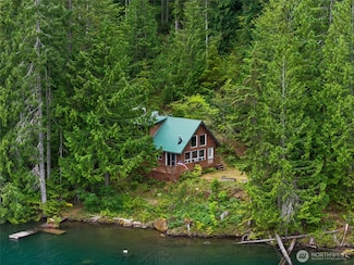2800 N Cushman Ridge Dr, Hoodsport, WA 98548