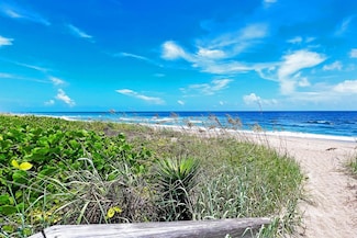 3541 NE Ocean Blvd Unit 4, Jensen Beach, FL 34957