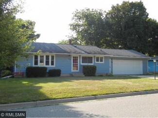 335 Interwood Dr, Glencoe, MN 55336