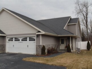 955 Hudson Ave, Stillwater, NY 12170