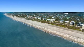 460 Sawgrass Place Unit 6, Sanibel, FL 33957
