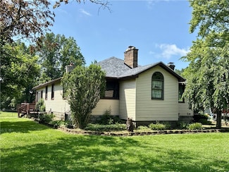 4296 Morefield Rd, Hermitage, PA 16148