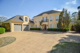 111 Derbyshire Rd, Starkville, MS 39759