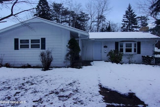 106 Berkley Square E, Schenectady, NY 12302