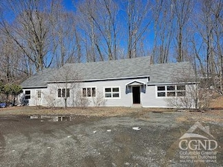 1900 New York 203, Chatham, NY 12037