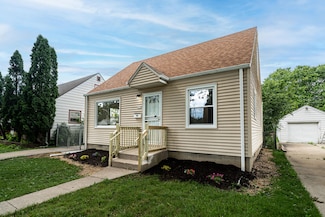 4511 N 44th St, Milwaukee, WI 53218
