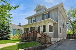 828 25th St, Des Moines, IA 50312