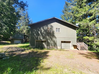 5160 Rancho Sequoia Dr, Alderpoint, CA 95511