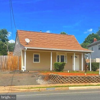 170 Manassas Dr, Manassas Park, VA 20111