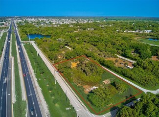3294 N Access Rd, Englewood, FL 34224