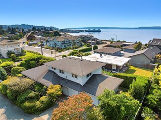 705 Hanna Park Rd, Edmonds, WA 98020