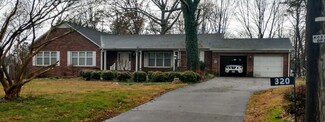320 Peach St, Chatham, VA 24531