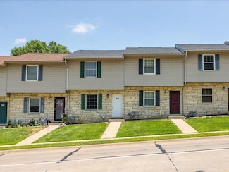 2816 John F. Kennedy Rd, Dubuque, IA 52002