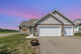 960 Ashford Rd, Belle Plaine, MN 56011