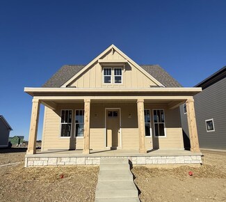 5123 Maple Dr, Lewis Center, OH 43035