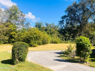 424 Bridge View Ln, Knoxville, TN 37914