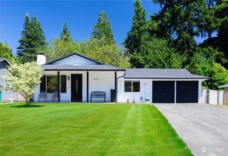 13706 90th Ave NE, Kirkland, WA 98034