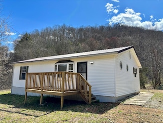 15265 R D Bailey Hwy, Hanover, WV 24839