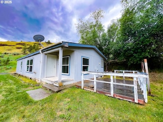 798 E Main St, John Day, OR 97845