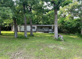22049 Driftwood Dr, Frankston, TX 75763