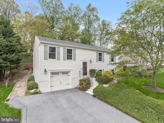 24300 Preakness Dr, Damascus, MD 20872