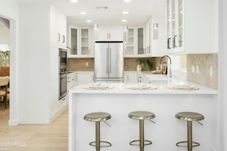 1052 E Sandpiper Dr, Tempe, AZ 85283