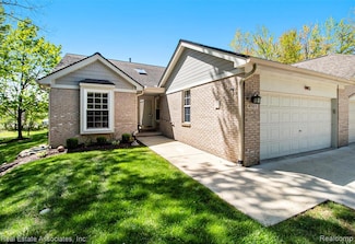 41503 Haggerty Woods Ct Unit 35, Canton, MI 48187