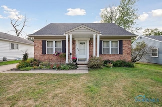 5233 Adella St, Toledo, OH 43613