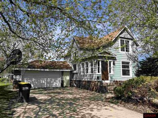 717 717 N 5th St, St. James, MN 56081