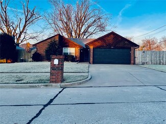 518 Rambling Oaks Dr, Norman, OK 73072