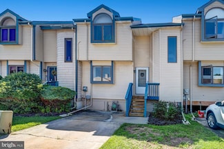 6 Oakland Bay Ct, Little Egg Harbor Township, NJ 08087