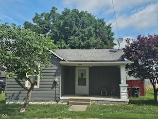 2014 E 13th St, Muncie, IN 47302