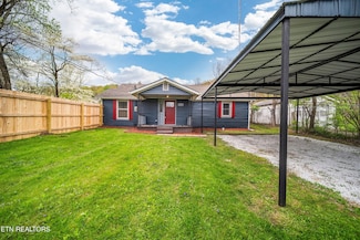 1121 Forsythe St, Knoxville, TN 37917