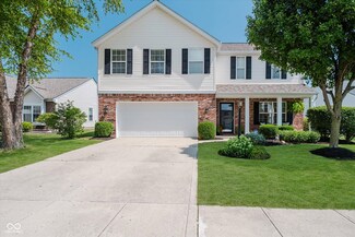 12352 Carriage Stone Dr, Fishers, IN 46037