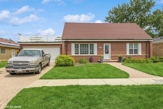 9445 Le Claire Ave, Skokie, IL 60077