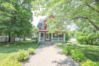 1122 Fillmore St, Alexandria, MN 56308