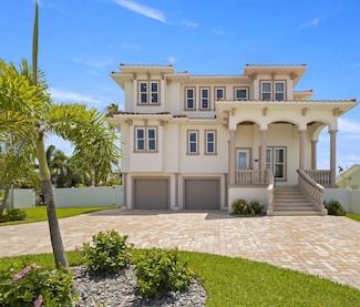 3141 Hibiscus Dr W, Belleair Beach, FL 33786