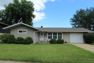 6301 Browns Pkwy, Loves Park, IL 61111