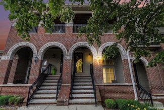 3994 Forester Blvd Unit 87, Auburn Hills, MI 48326