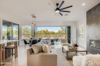 27467 N 75th Way, Scottsdale, AZ 85266