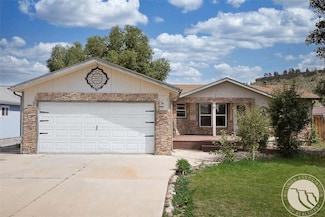 1026 Woodbine Creek Dr, Columbus, MT 59019