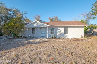 202 Red Oak Ct, Panama City, FL 32408