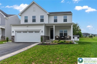 167 Aspen Ln, MacUngie, PA 18062