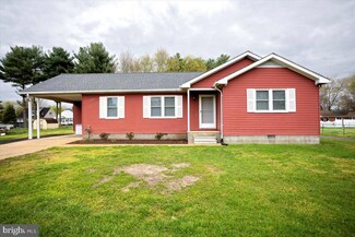 6 Oak St, Ridgely, MD 21660