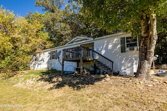 1074 Bull Hill Rd, Sevierville, TN 37876