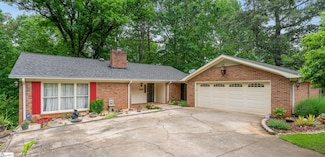 223 Covington Rd, Greenville, SC 29617