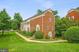 3769 Gunston Rd, Alexandria, VA 22302
