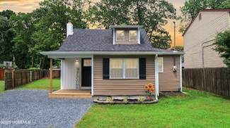 17 Mayfair Ct, Brick, NJ 08723